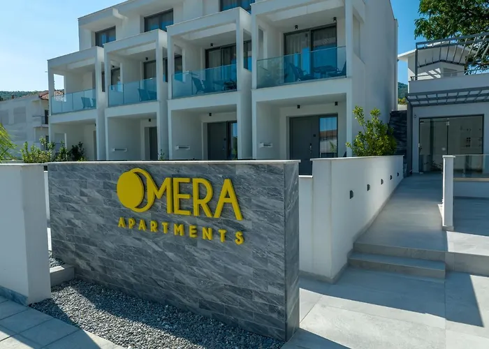 Mera *